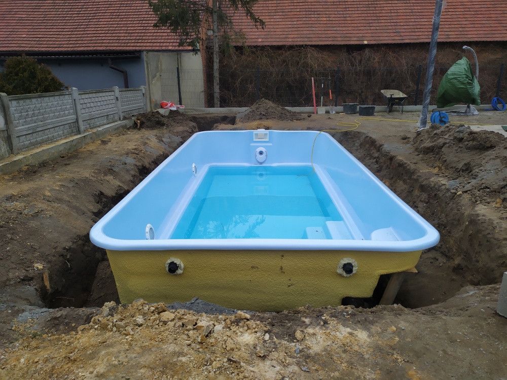 Basen poliestrowy 6,10x3,65x1,5m prostokat schody narożne